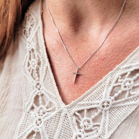 925 Sterling Silver Petite Cross Necklace