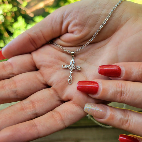 925 Sterling Silver Petite Amazing Grace Necklace