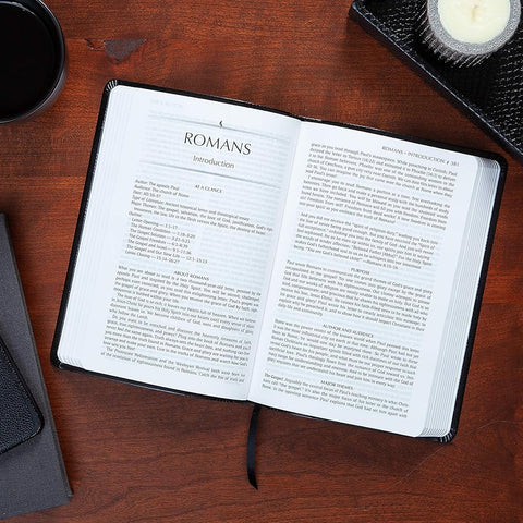 The Passion Translation New Testament (2020 Edition) Black