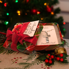 (Gift-wrapped) American Flag Cross Necklace - Silver